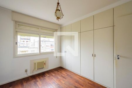 Suíte de apartamento à venda com 3 quartos, 95m² em Santana, Porto Alegre