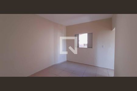 Quarto 1 de casa para alugar com 1 quarto, 40m² em Jardim Roberto, Osasco