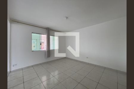 Sala  de casa para alugar com 3 quartos, 200m² em Itaquera, São Paulo