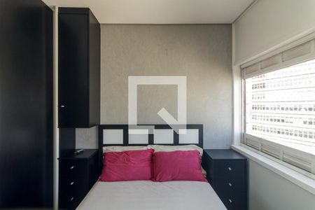 Quarto 1 de apartamento para alugar com 2 quartos, 49m² em Santa Efigênia, São Paulo