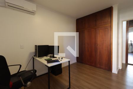 Quarto 1  de apartamento para alugar com 3 quartos, 82m² em Jdim Santana, Ribeirão Preto