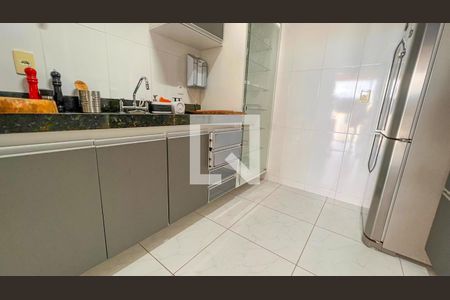 Casa à venda com 3 quartos, 150m² em Fernão Dias, Belo Horizonte