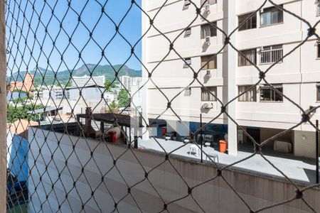 Vista de apartamento para alugar com 2 quartos, 57m² em Praça da Bandeira, Rio de Janeiro