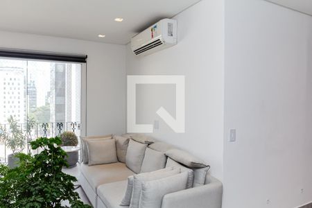 Sala de apartamento à venda com 2 quartos, 85m² em Itaim Bibi, São Paulo