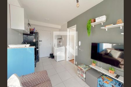 Sala / Cozinha / área de Serviço de apartamento para alugar com 1 quarto, 28m² em Mooca, São Paulo