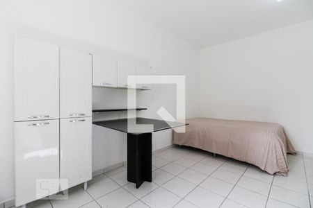 Kitnet/Studio para alugar com 1 quarto, 30m² em Vila Gomes, São Paulo