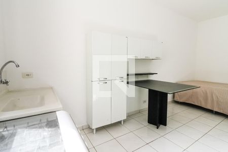 Kitnet/Studio para alugar com 1 quarto, 30m² em Vila Gomes, São Paulo