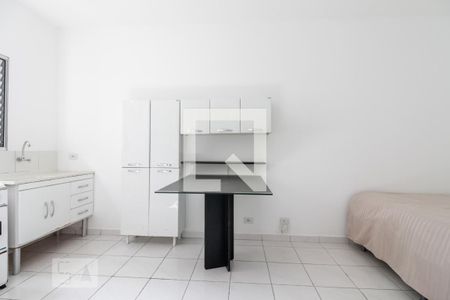 Kitnet/Studio para alugar com 1 quarto, 30m² em Vila Gomes, São Paulo