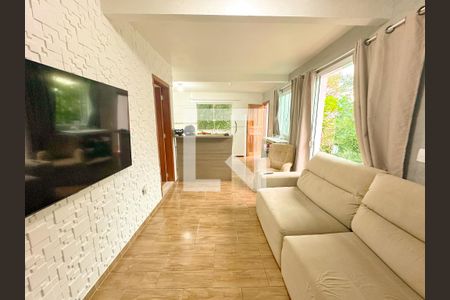 Sala de TV de apartamento para alugar com 1 quarto, 50m² em Vargem do Bom Jesus , Florianópolis