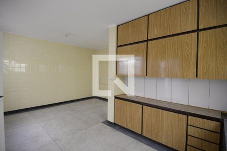 Cozinha de casa para alugar com 3 quartos, 300m² em Vila Monumento, São Paulo