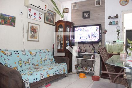 Sala de casa para alugar com 3 quartos, 135m² em Vila Voturuá, São Vicente