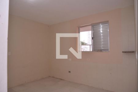 Quarto  de casa para alugar com 2 quartos, 52m² em Vila Apiai, Santo André