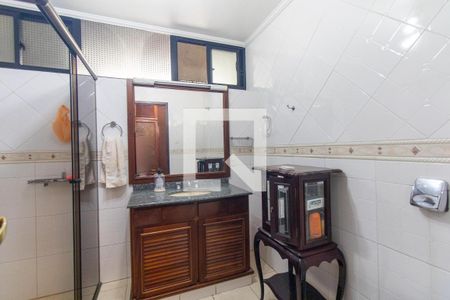 Apartamento para alugar com 164m², 3 quartos e sem vaga Apartamento para alugar com 164m², 3 quartos e sem vagaBanheiro Social