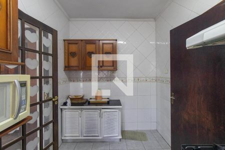 Apartamento para alugar com 164m², 3 quartos e sem vaga Apartamento para alugar com 164m², 3 quartos e sem vagaCozinha