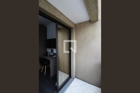 Varanda de kitnet/studio para alugar com 1 quarto, 28m² em Itaim Bibi, São Paulo