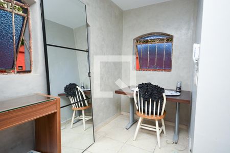 Detalhe Sala de casa para alugar com 2 quartos, 30m² em Jardim Consórcio, São Paulo