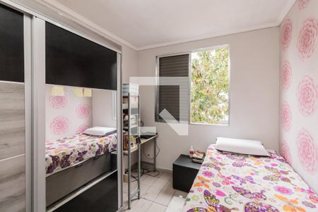 Quarto 2 de apartamento para alugar com 2 quartos, 53m² em Vila Silvia, São Paulo