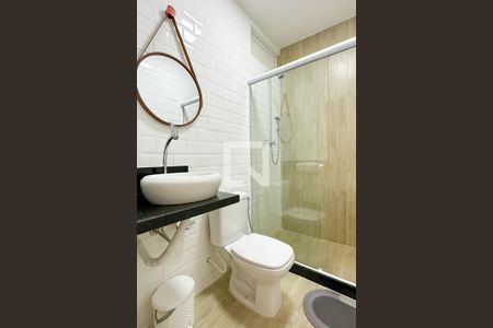 Banheiro social de apartamento à venda com 1 quarto, 45m² em Copacabana, Rio de Janeiro