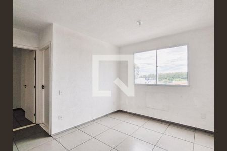 Sala de apartamento para alugar com 2 quartos, 55m² em Mário Quintana, Porto Alegre