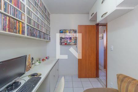 Quarto 2 de apartamento à venda com 2 quartos, 45m² em Sagrada Família, Belo Horizonte