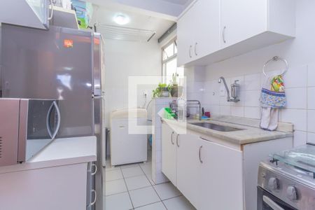 Cozinha/Área de Serviço de apartamento à venda com 2 quartos, 45m² em Sagrada Família, Belo Horizonte