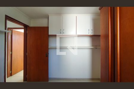 Quarto 1 de apartamento para alugar com 2 quartos, 54m² em São José, São Caetano do Sul