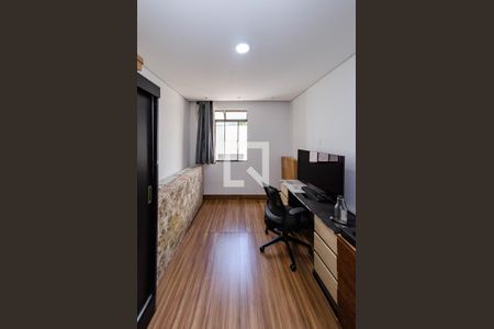 Quarto 2 de apartamento à venda com 2 quartos, 70m² em Conjunto Califórnia, Belo Horizonte