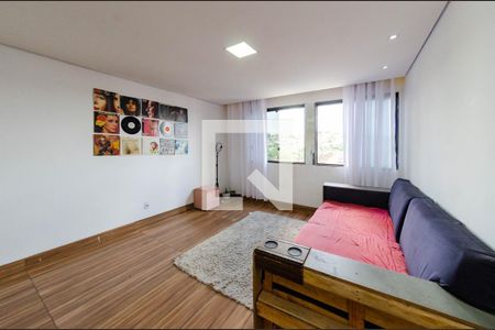 Sala de apartamento à venda com 2 quartos, 70m² em Conjunto Califórnia, Belo Horizonte
