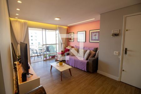 Sala de apartamento para alugar com 2 quartos, 90m² em Nova Piraju, São Paulo