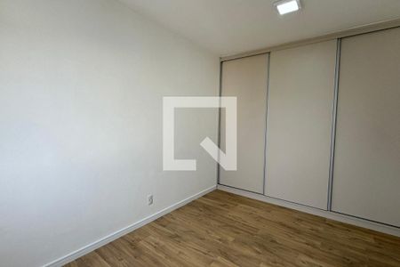 Quarto 1 de apartamento para alugar com 2 quartos, 60m² em Jardim Iracema/aldeia, Barueri