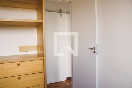Quarto 1 de apartamento para alugar com 3 quartos, 70m² em Vila Basileia, São Paulo