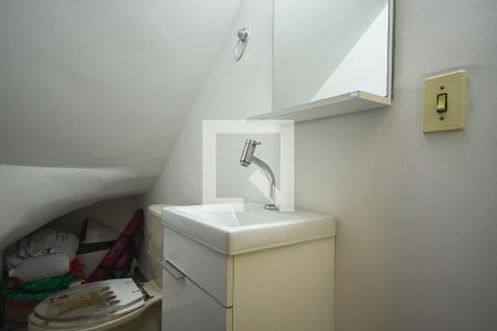 Lavabo de casa para alugar com 3 quartos, 160m² em Parque Monte Alegre, Taboão da Serra