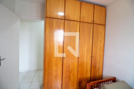 Quarto 1 de apartamento à venda com 2 quartos, 50m² em Jardim Aeroporto, São Paulo