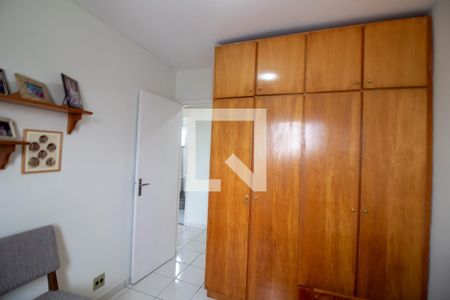 Quarto 1 de apartamento à venda com 2 quartos, 50m² em Jardim Aeroporto, São Paulo