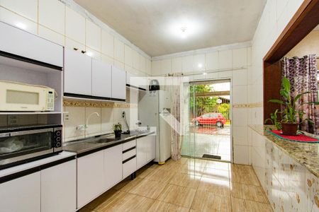 Cozinha  de casa à venda com 3 quartos, 120m² em Harmonia, Canoas