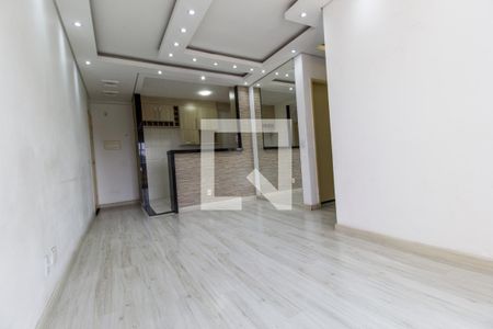 Sala de TV de apartamento para alugar com 3 quartos, 69m² em Jardim Tupanci, Barueri