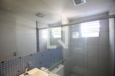 Banheiro suíte de apartamento à venda com 3 quartos, 69m² em Morumbi, São Paulo