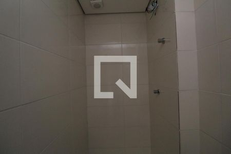 Banheiro de apartamento à venda com 1 quarto, 34m² em Vila Alpina, São Paulo