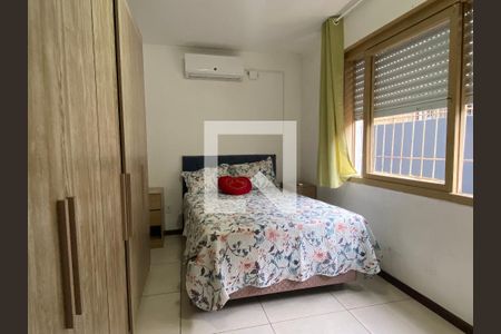 Quarto 2 de apartamento para alugar com 2 quartos, 63m² em Rubem Berta, Porto Alegre