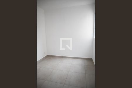 Quarto de apartamento para alugar com 1 quarto, 28m² em Vila Nivi, São Paulo