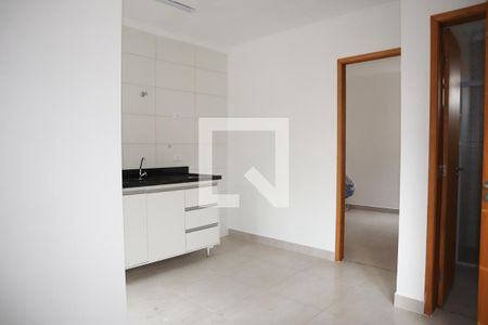 Sala de apartamento para alugar com 1 quarto, 28m² em Vila Nivi, São Paulo