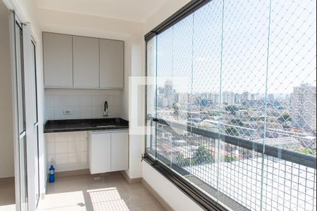 Varanda e área de serviço de apartamento para alugar com 1 quarto, 37m² em Cambuci, São Paulo