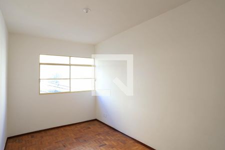 Sala de apartamento para alugar com 2 quartos, 55m² em Santo Antônio, Belo Horizonte