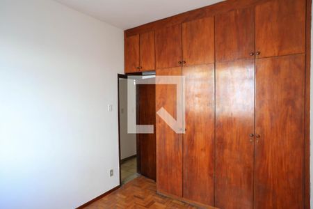 Quarto de apartamento para alugar com 2 quartos, 55m² em Santo Antônio, Belo Horizonte