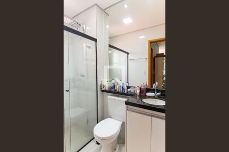 Banheiro de apartamento à venda com 1 quarto, 37m² em Vila Invernada, São Paulo