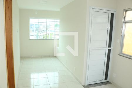 Quarto  de apartamento para alugar com 2 quartos, 70m² em Comendador Soares, Nova Iguaçu