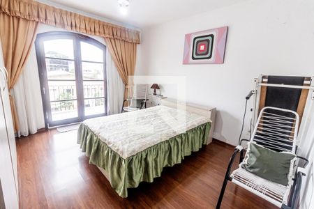 Quarto 1 de casa à venda com 3 quartos, 272m² em Vila Valparaiso, Santo André