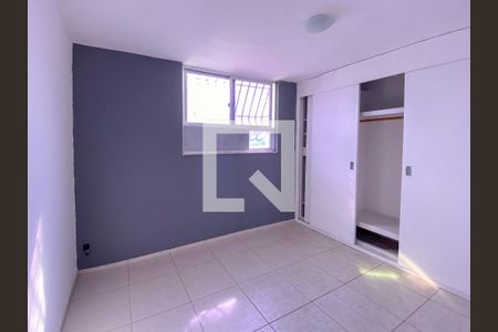 Quarto 1 de apartamento à venda com 2 quartos, 40m² em Fonseca, Niterói