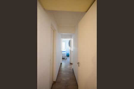 Corredor de apartamento para alugar com 3 quartos, 100m² em Jardim Ampliacao, São Paulo