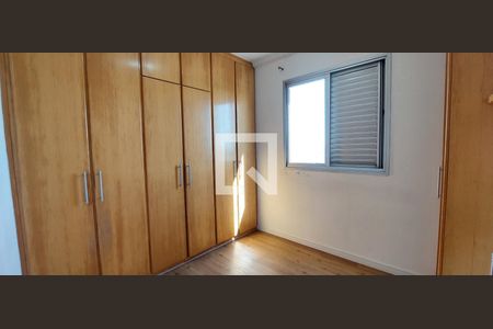Quarto de apartamento para alugar com 2 quartos, 54m² em Vila Principe de Gales, Santo André